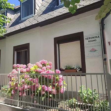 Konukevi Veronika 3*