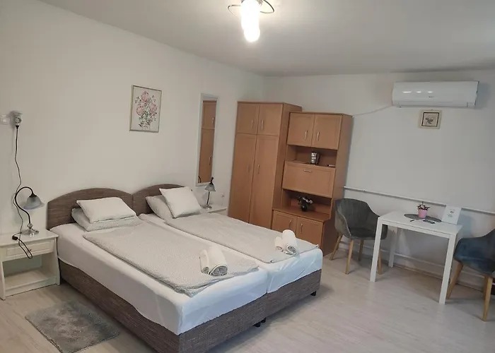 ゲストハウス Veronika